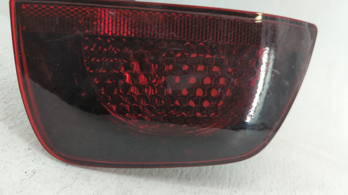 2010-2013 Chevrolet Camaro Tail Light Assembly Passenger Right OEM P/N:92212648 Fits Fits 2010 2011 2012 2013 OEM Used Auto 