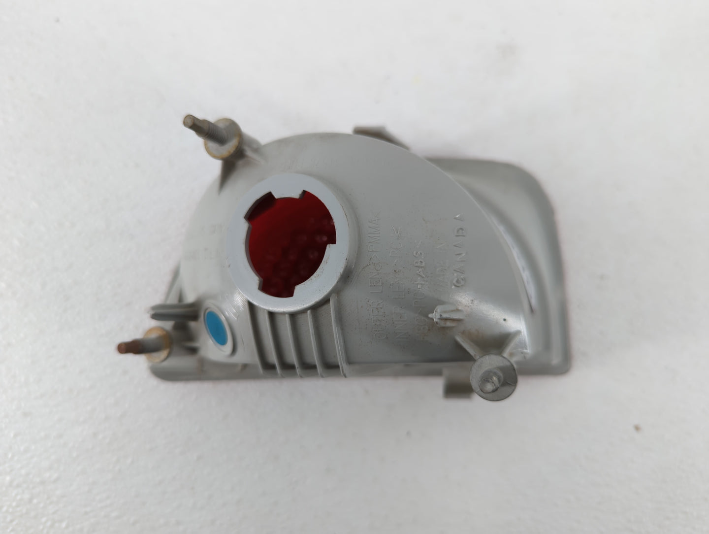 2010-2011 Chevrolet Camaro Tail Light Assembly Driver Left OEM P/N:92212647 92195243 Fits Fits 2010 2011 OEM Used Auto Parts