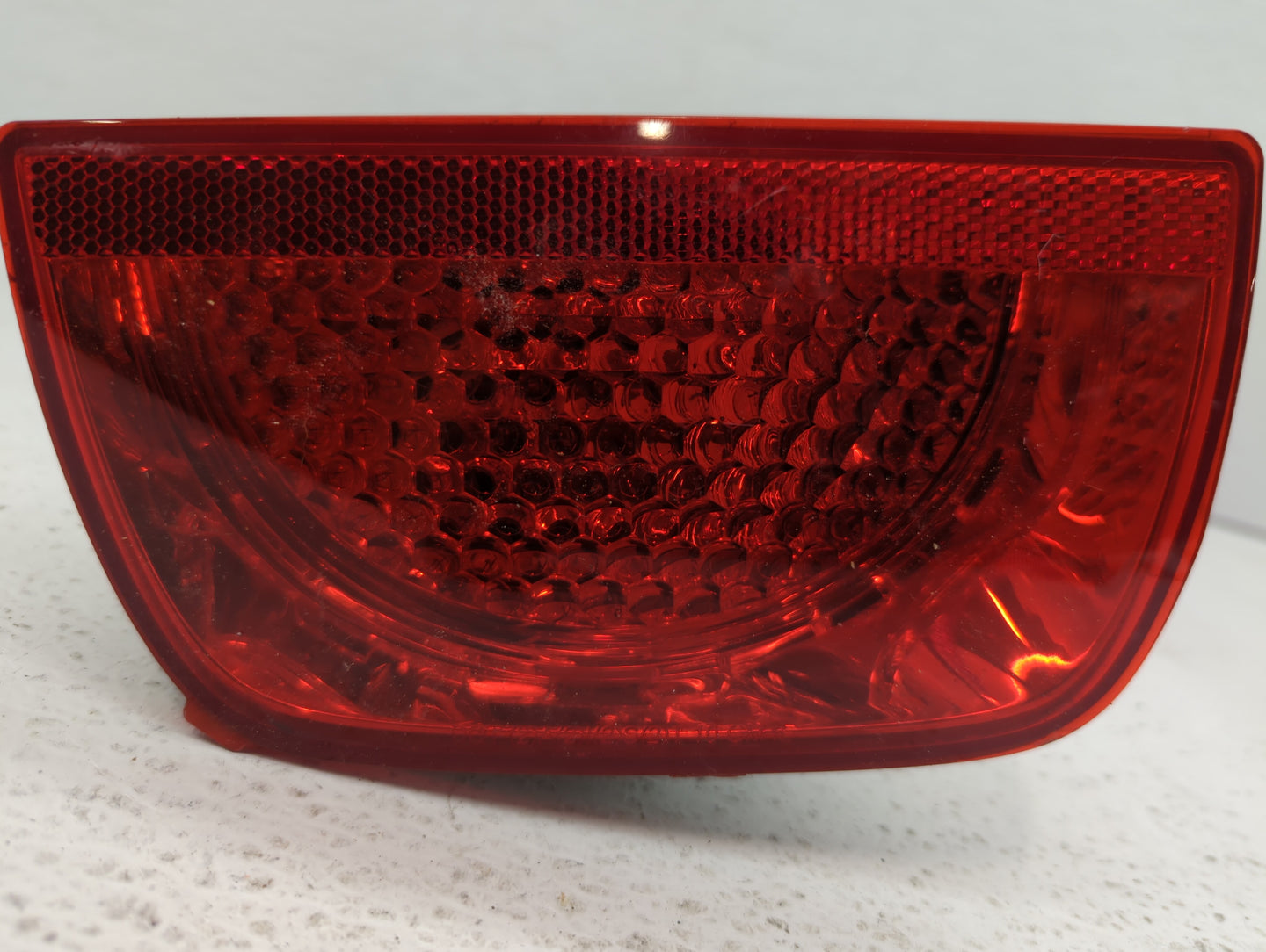 2010-2013 Chevrolet Camaro Tail Light Assembly Driver Left OEM P/N:320364 320368, PC50039, 320370 Fits Fits 2010 2011 2012 2