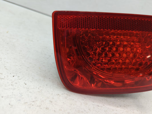 2010-2012 Chevrolet Camaro Tail Light Assembly Passenger Right OEM P/N:92195242 320370, 320366 Fits Fits 2010 2011 2012 OEM Used Auto Parts