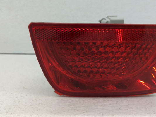 2010-2011 Chevrolet Camaro Tail Light Assembly Driver Left OEM P/N:92212647 92195243 Fits Fits 2010 2011 OEM Used Auto Parts