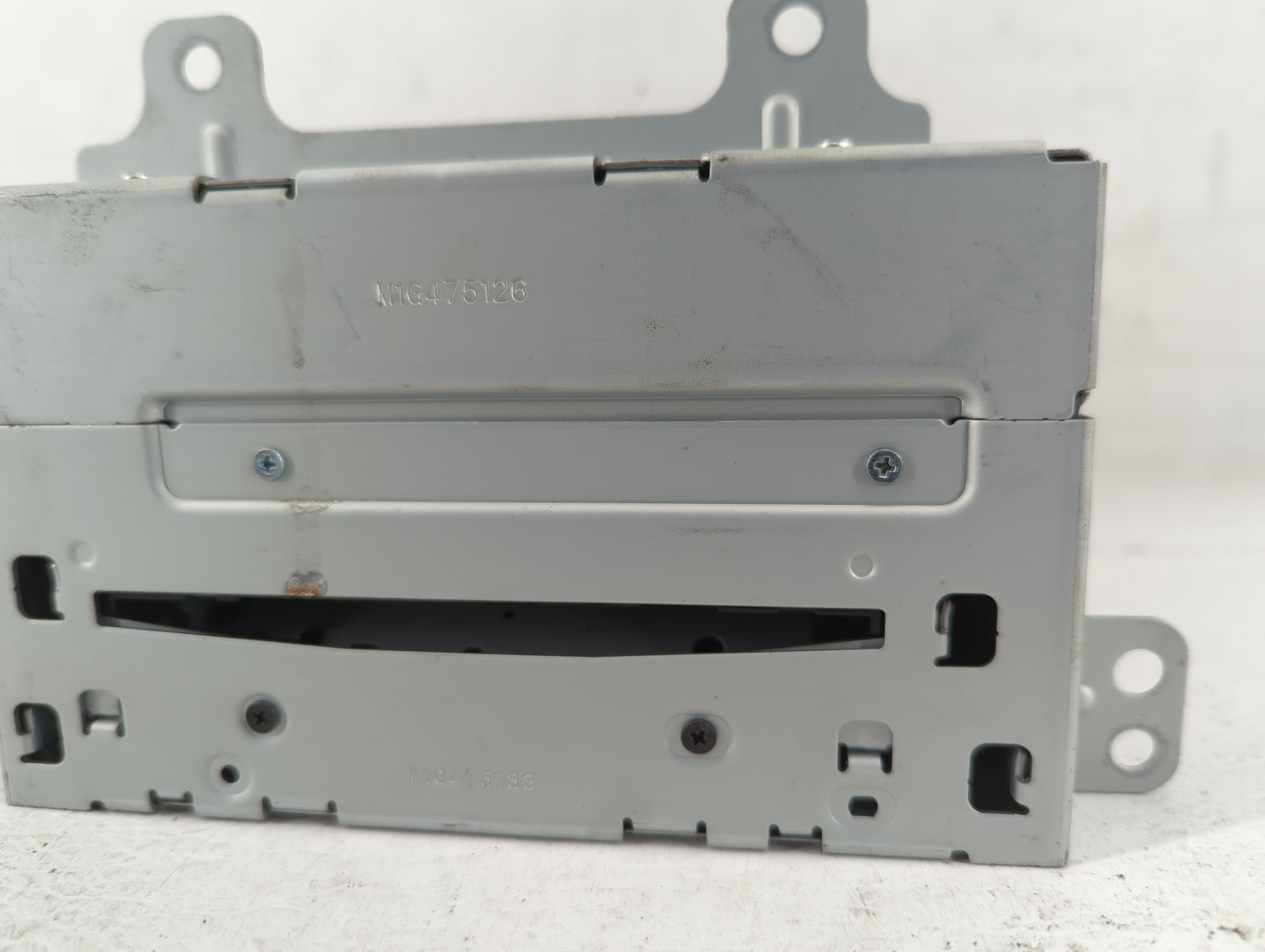 2011-2012 Chevrolet Camaro Am Fm Cd Player Radio Receiver - Oemusedautoparts1.com