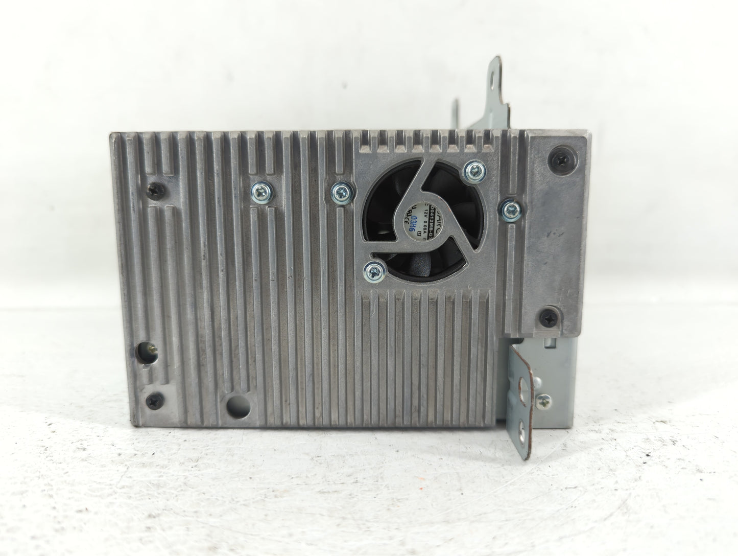2011-2012 Chevrolet Camaro Am Fm Cd Player Radio Receiver - Oemusedautoparts1.com