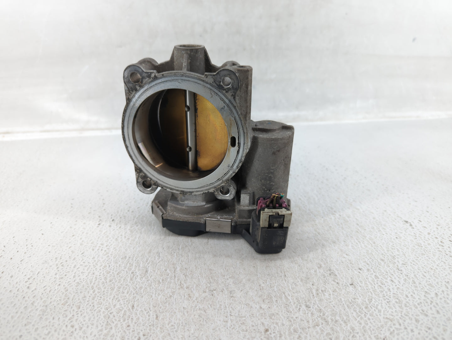 2010-2011 Chevrolet Camaro Throttle Body P/N:1451AA 994AA Fits Fits 2007 2008 2009 2010 2011 2012 OEM Used Auto Parts - Oemu