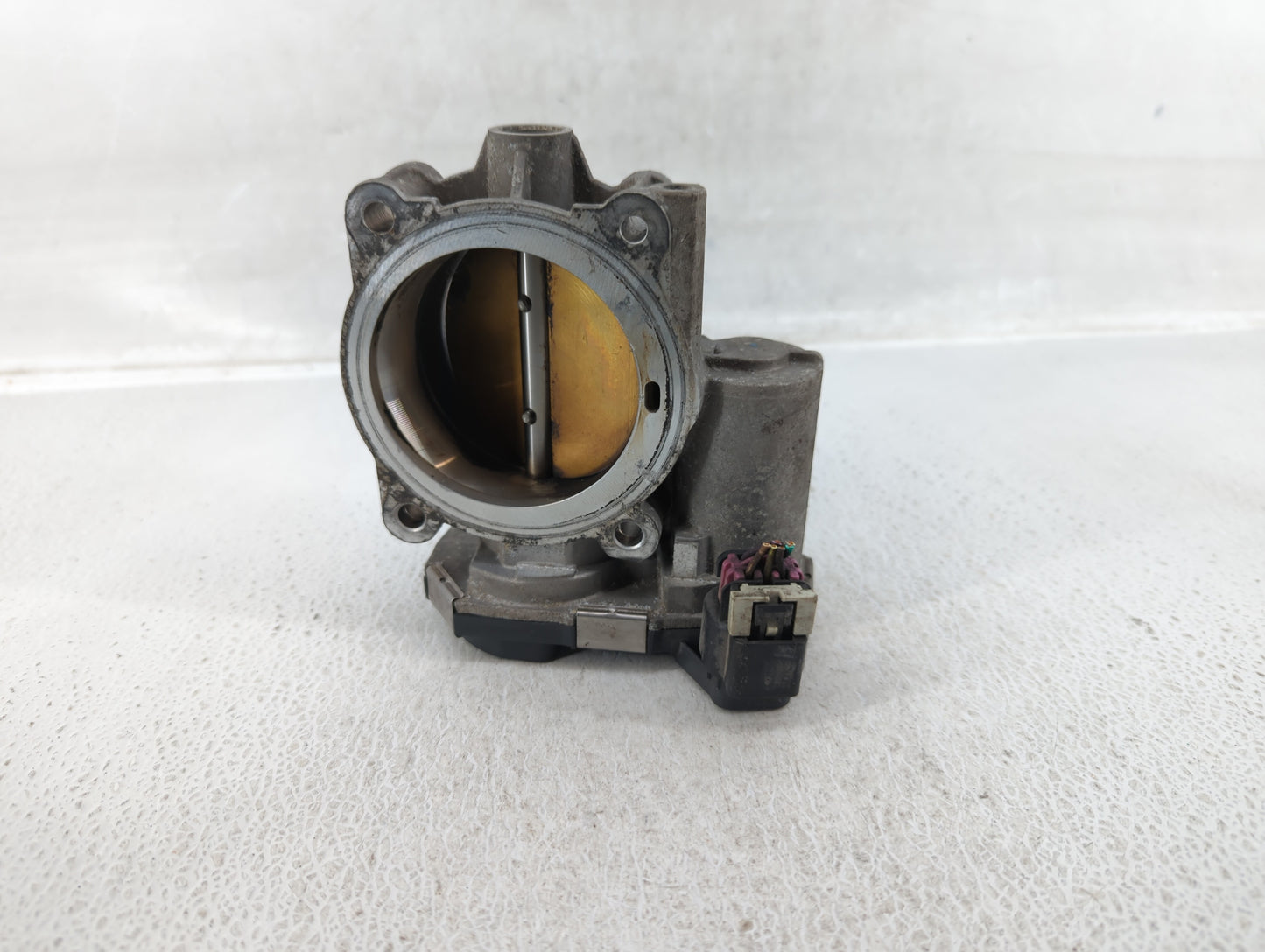 2010-2011 Chevrolet Camaro Throttle Body P/N:1451AA 994AA Fits Fits 2007 2008 2009 2010 2011 2012 OEM Used Auto Parts - Oemu