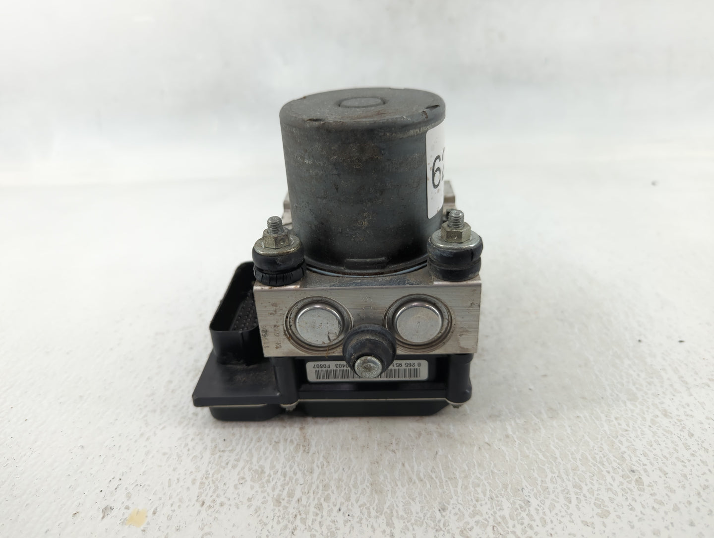 2010-2011 Chevrolet Camaro ABS Pump Control Module Replacement P/N:110406 92233915 Fits Fits 2010 2011 OEM Used Auto Parts -