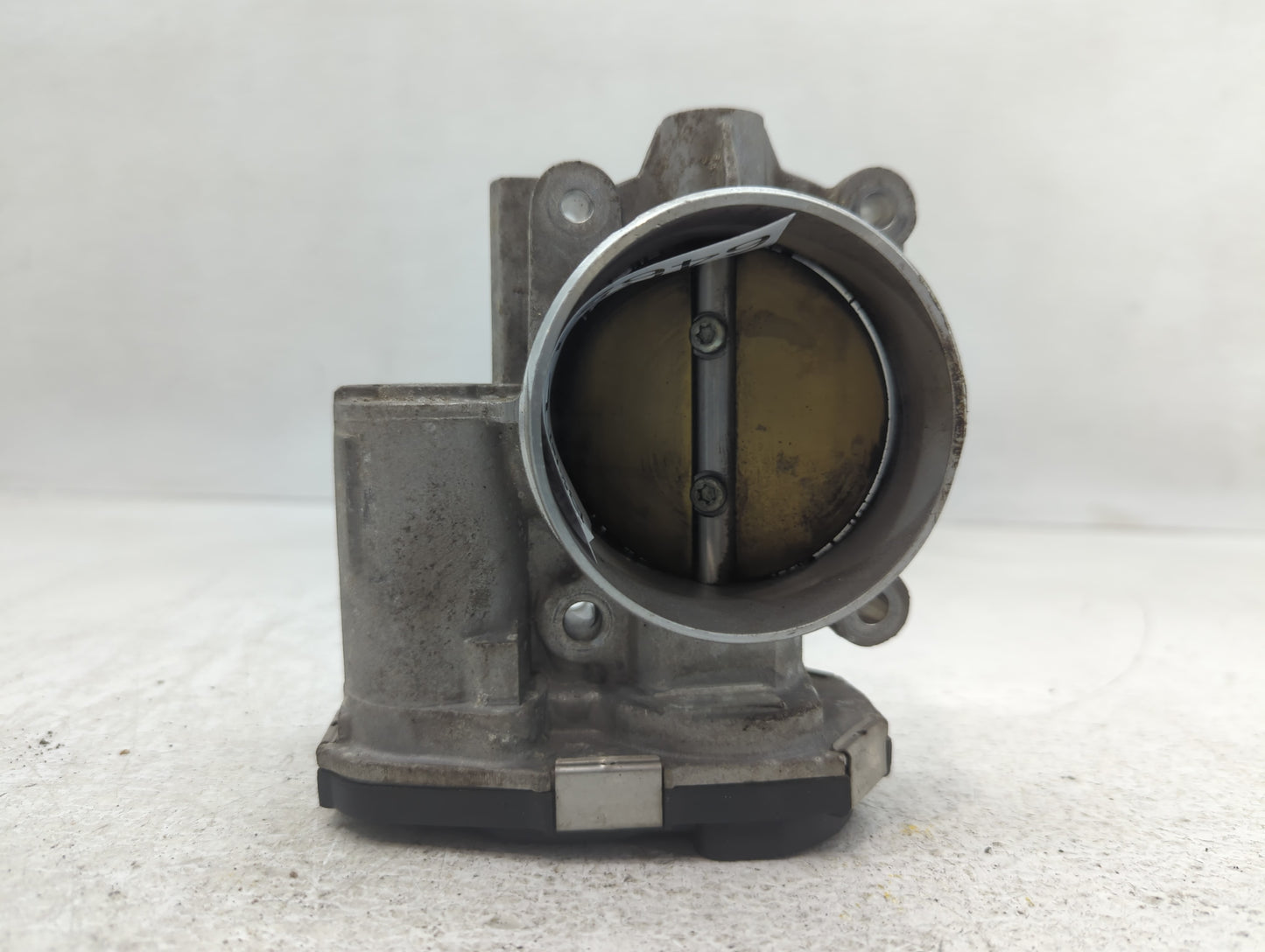 2010-2011 Chevrolet Camaro Throttle Body P/N:994AA Fits Fits 2007 2008 2009 2010 2011 2012 OEM Used Auto Parts - Oemusedauto
