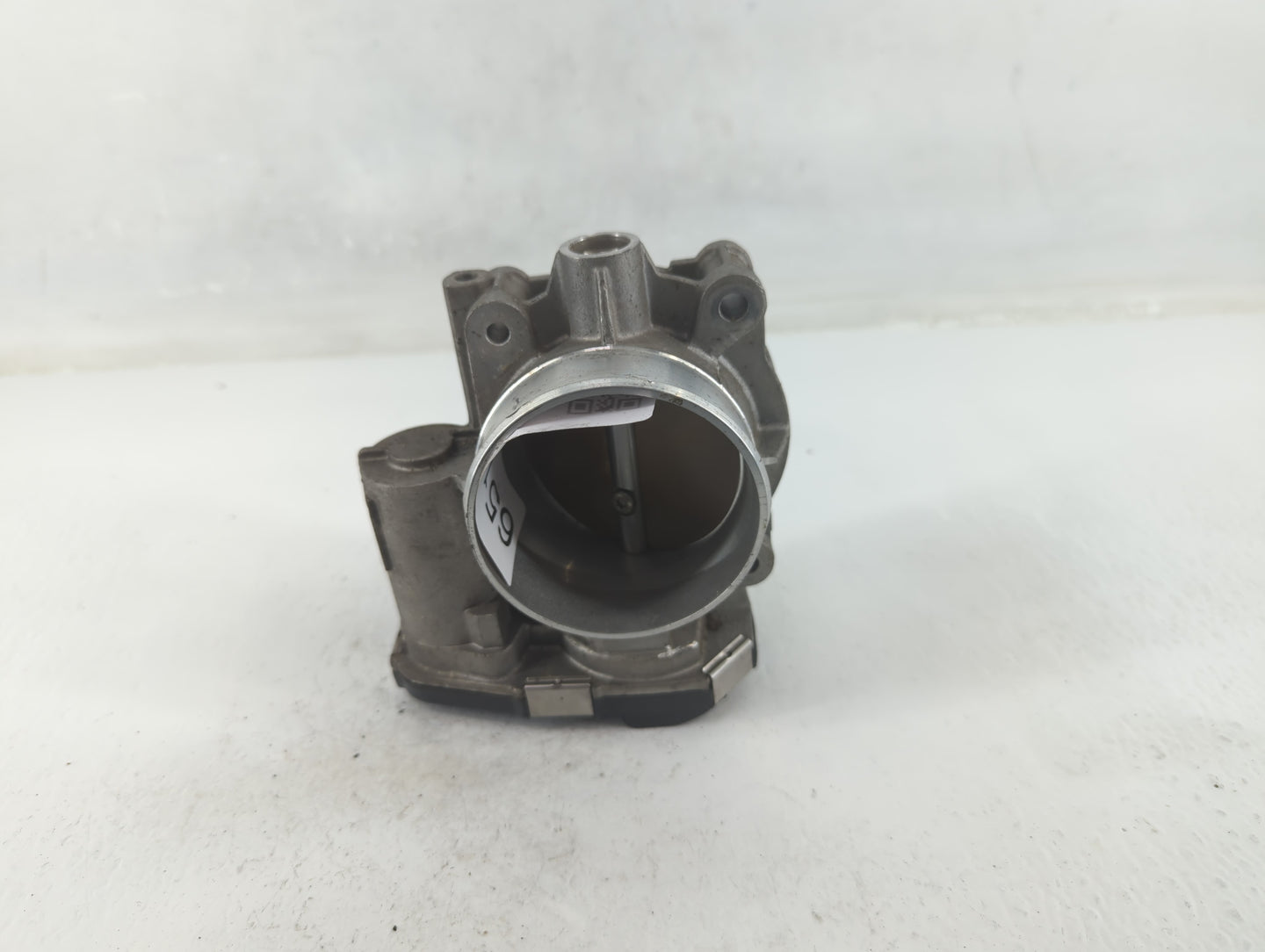 2010-2011 Chevrolet Camaro Throttle Body P/N:1161AA994AA9562C Fits Fits 2007 2008 2009 2010 2011 2012 OEM Used Auto Parts - 