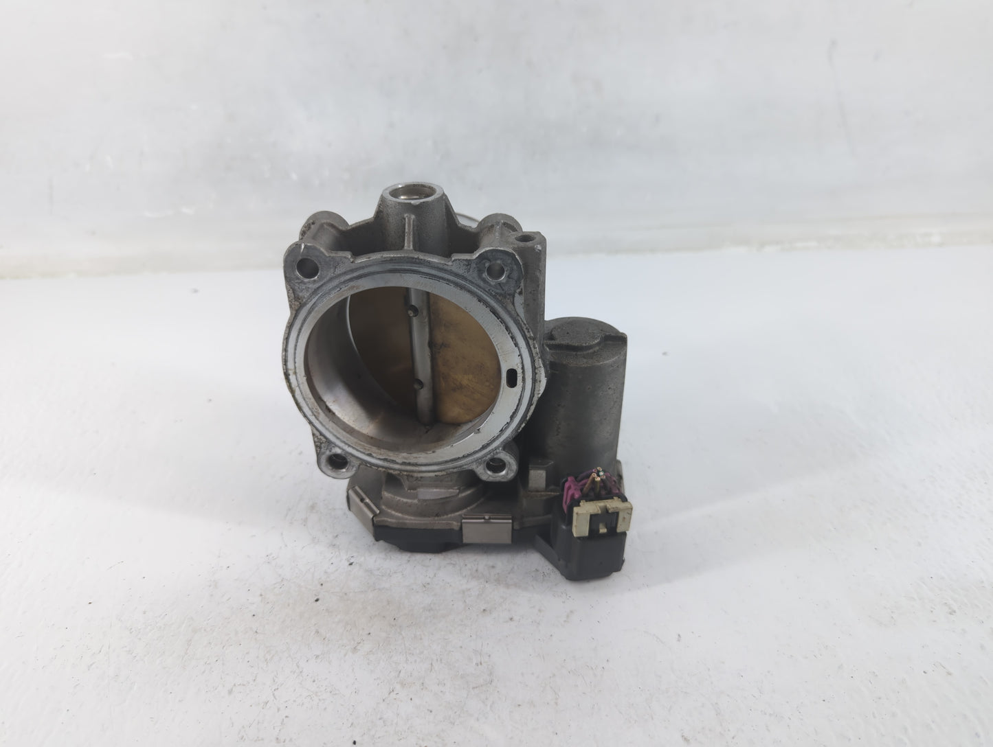 2010-2011 Chevrolet Camaro Throttle Body P/N:1161AA994AA9562C Fits Fits 2007 2008 2009 2010 2011 2012 OEM Used Auto Parts - 
