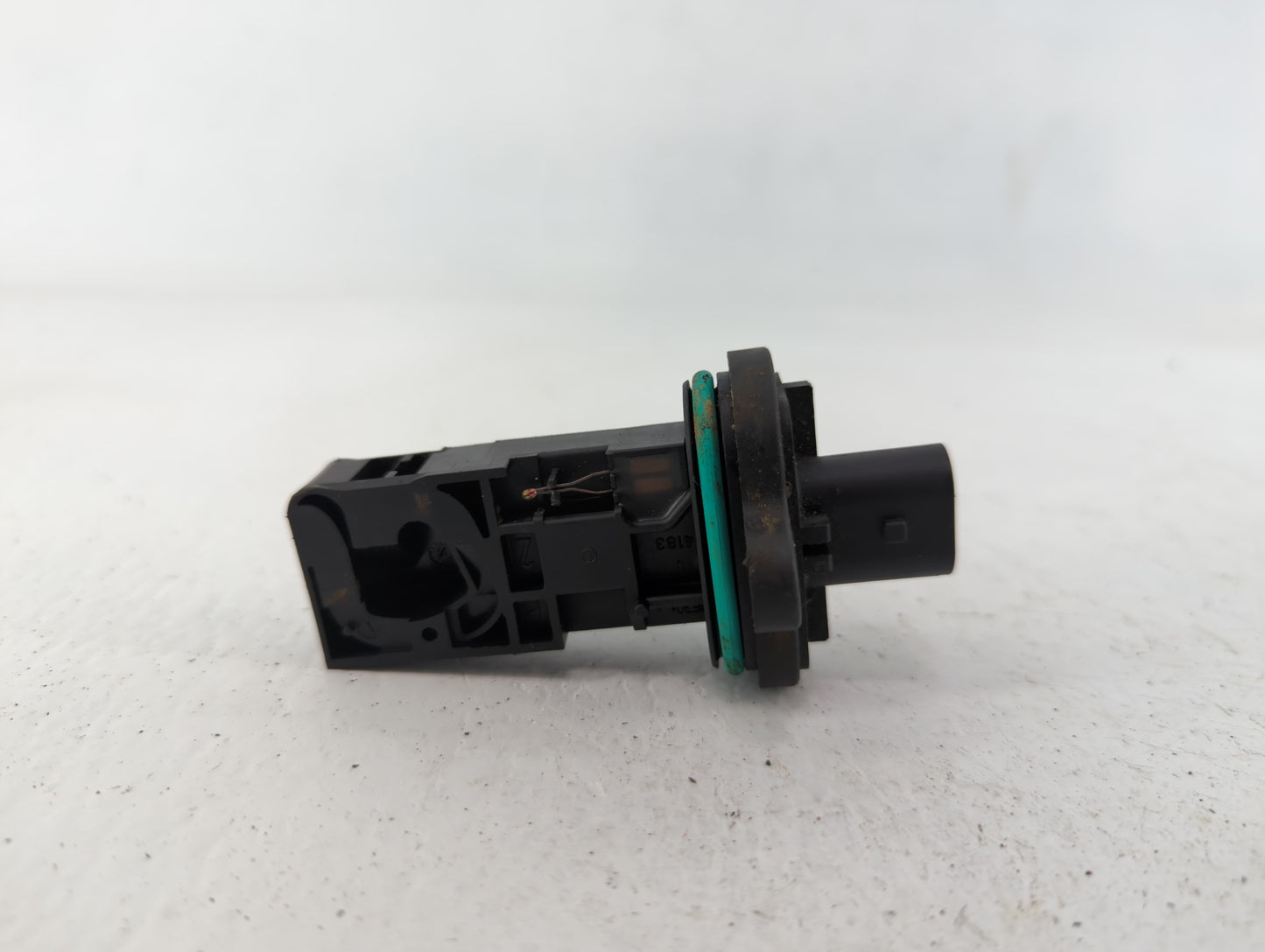 2010-2011 Chevrolet Camaro Mass Air Flow Meter Maf - Oemusedautoparts1.com