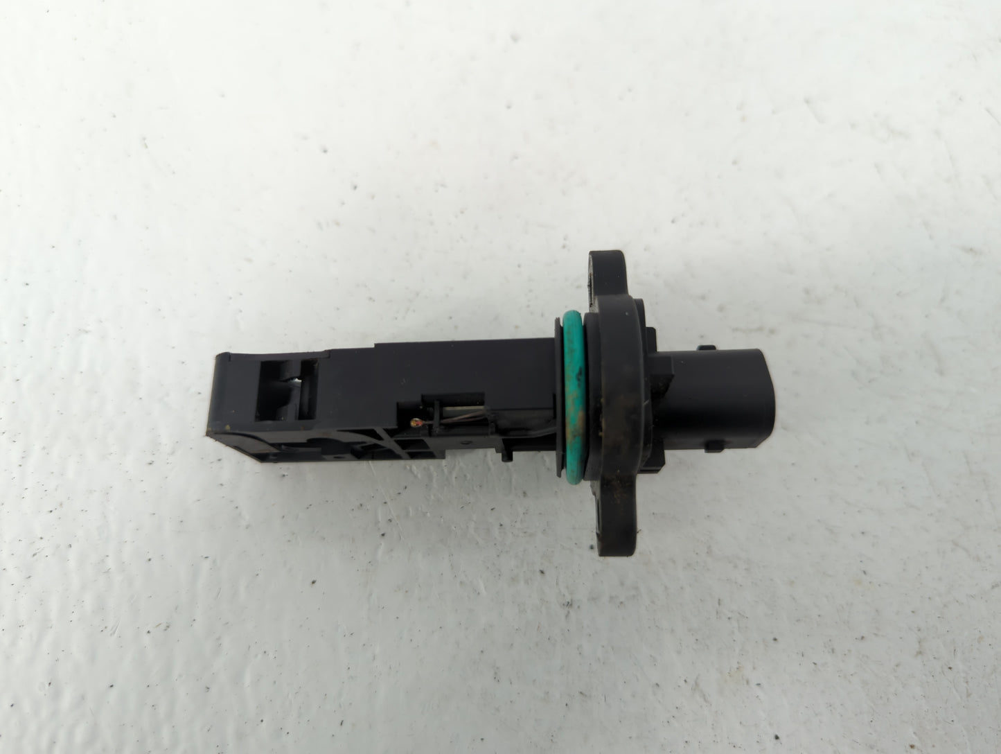 2010-2011 Chevrolet Camaro Mass Air Flow Meter Maf - Oemusedautoparts1.com