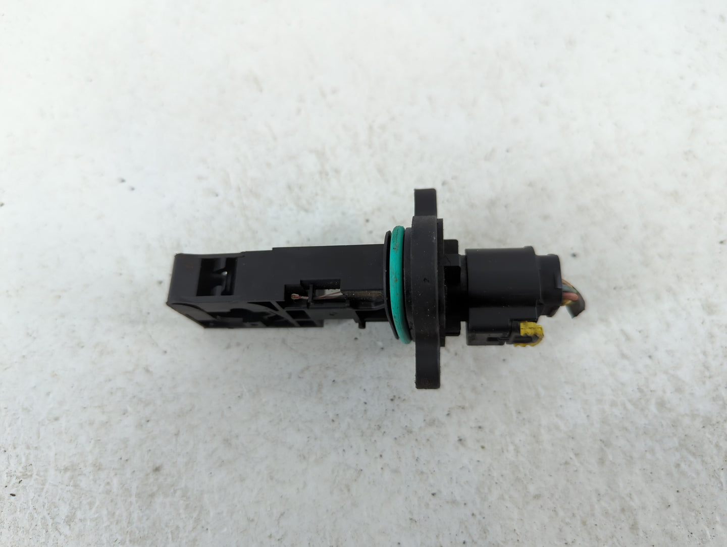 2010-2011 Chevrolet Camaro Mass Air Flow Meter Maf - Oemusedautoparts1.com