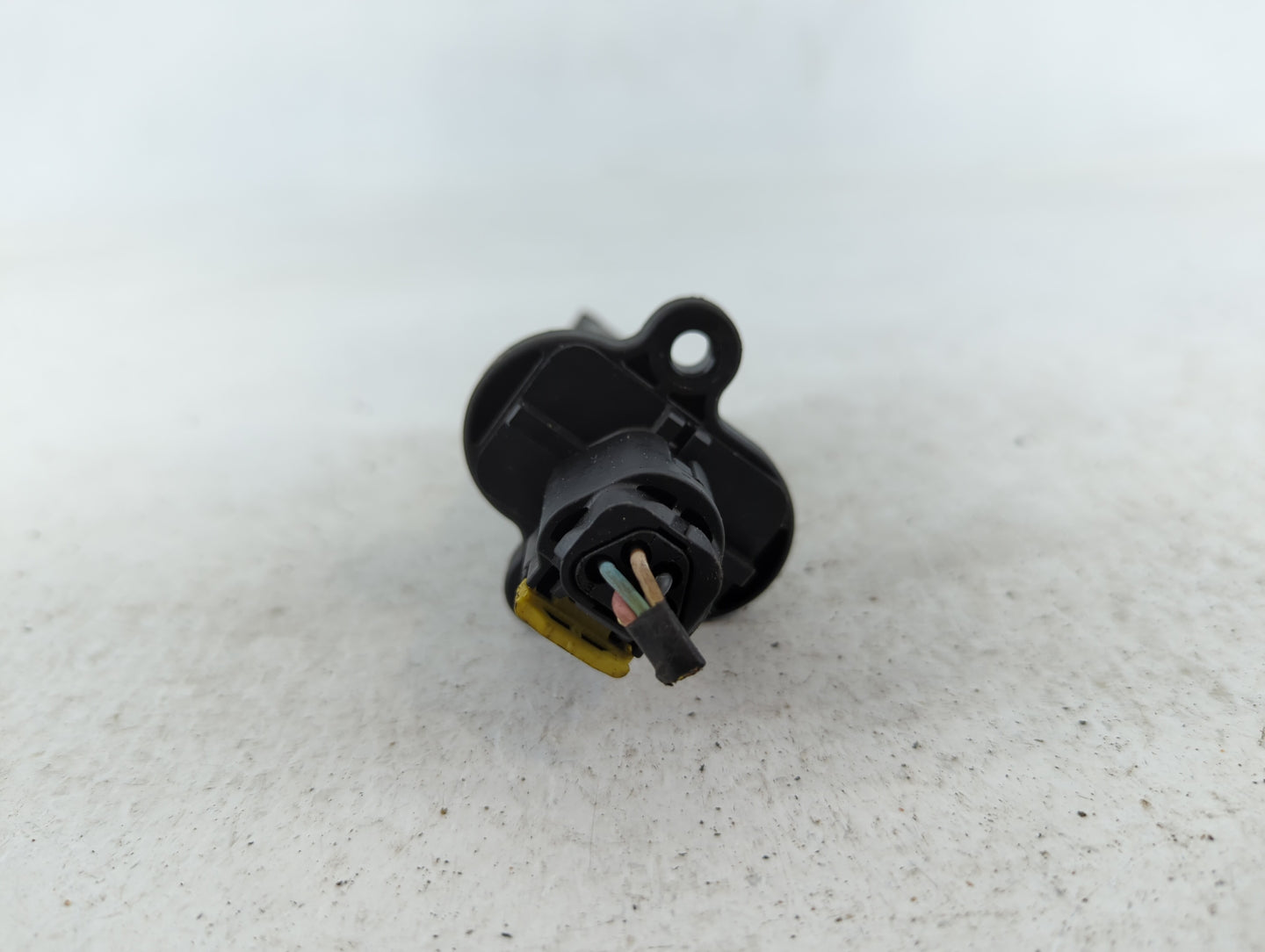 2010-2011 Chevrolet Camaro Mass Air Flow Meter Maf - Oemusedautoparts1.com