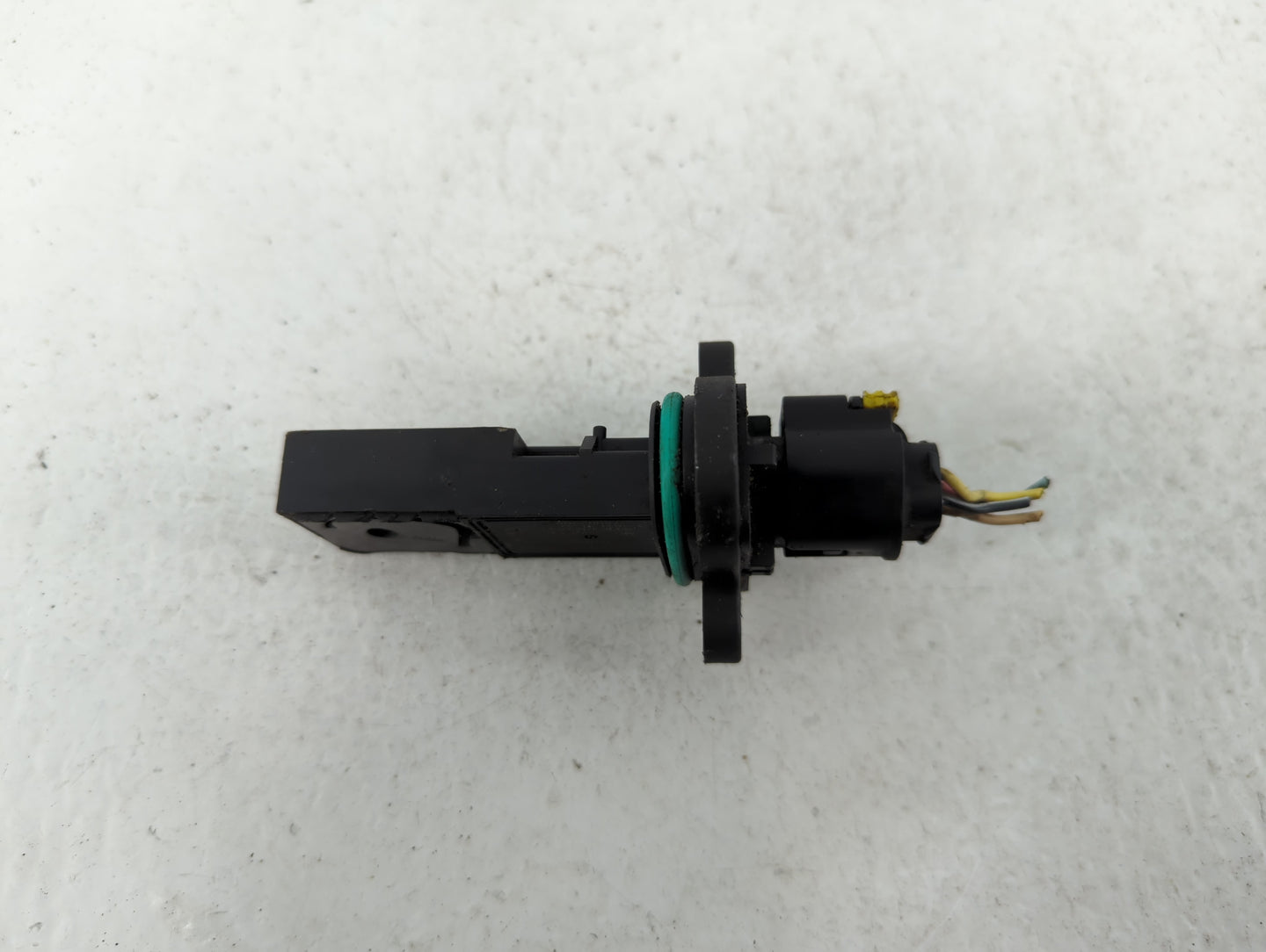 2010-2011 Chevrolet Camaro Mass Air Flow Meter Maf - Oemusedautoparts1.com