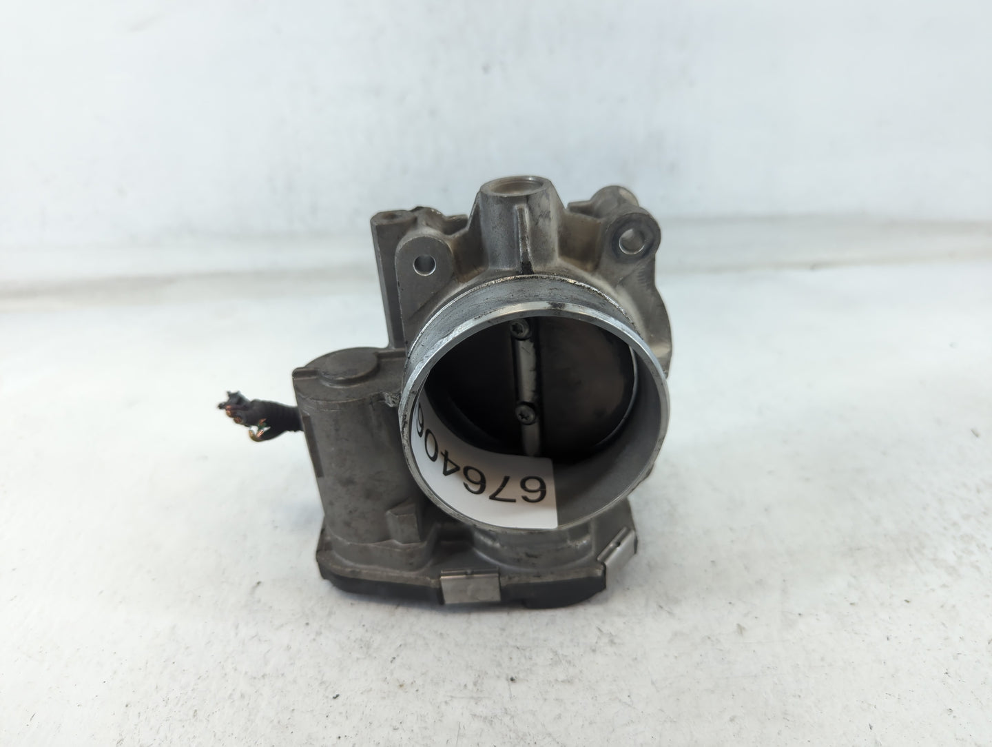 2010-2011 Chevrolet Camaro Throttle Body P/N:1960AA 994AA Fits Fits 2007 2008 2009 2010 2011 2012 OEM Used Auto Parts - Oemu