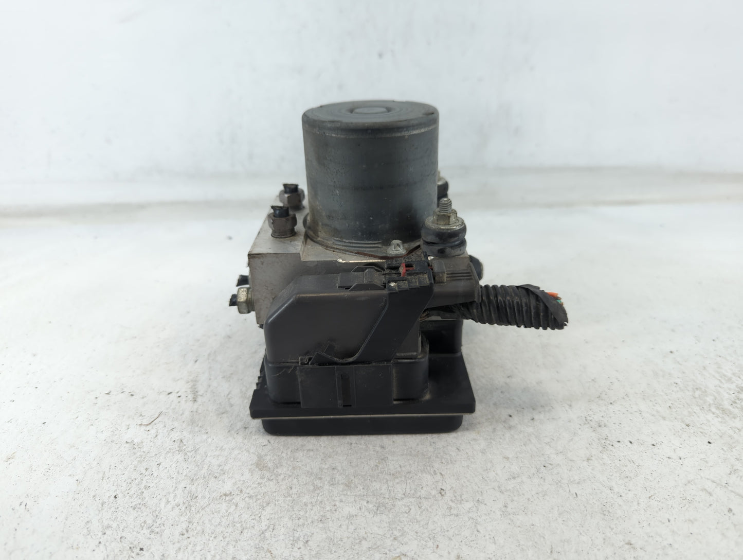 2010-2011 Chevrolet Camaro ABS Pump Control Module Replacement P/N:92246443 0 265 230 336 05 Fits Fits 2010 2011 OEM Used Au