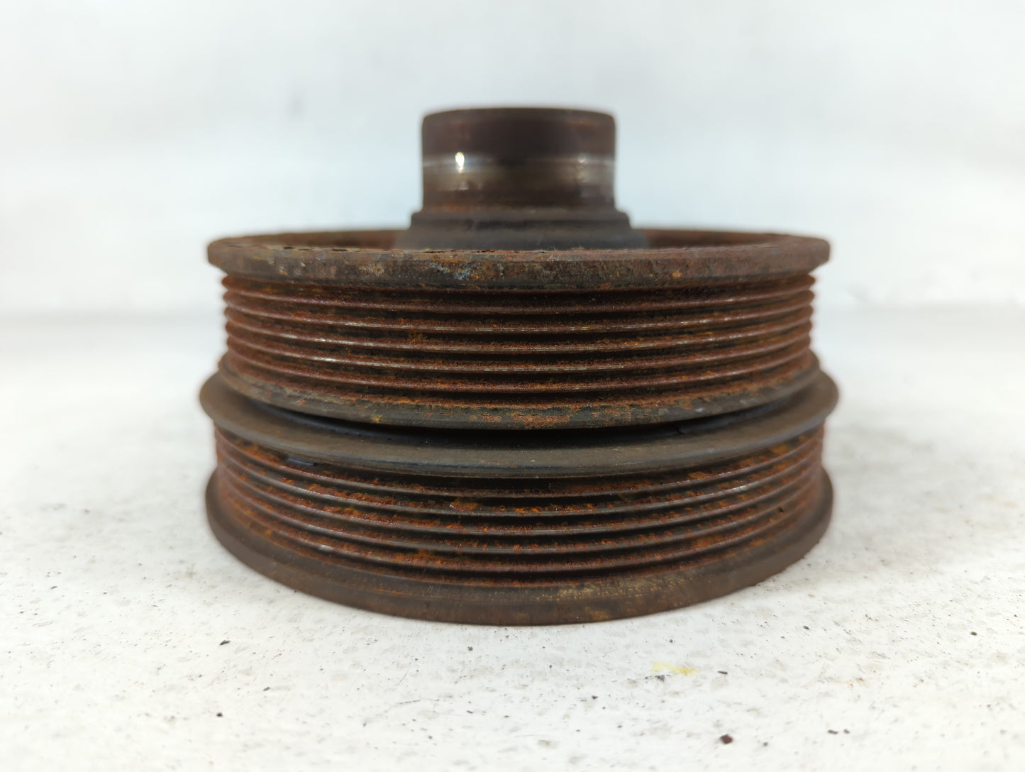 2011 Chevrolet Camaro SHAFT PULLEY BALANCER - Oemusedautoparts1.com