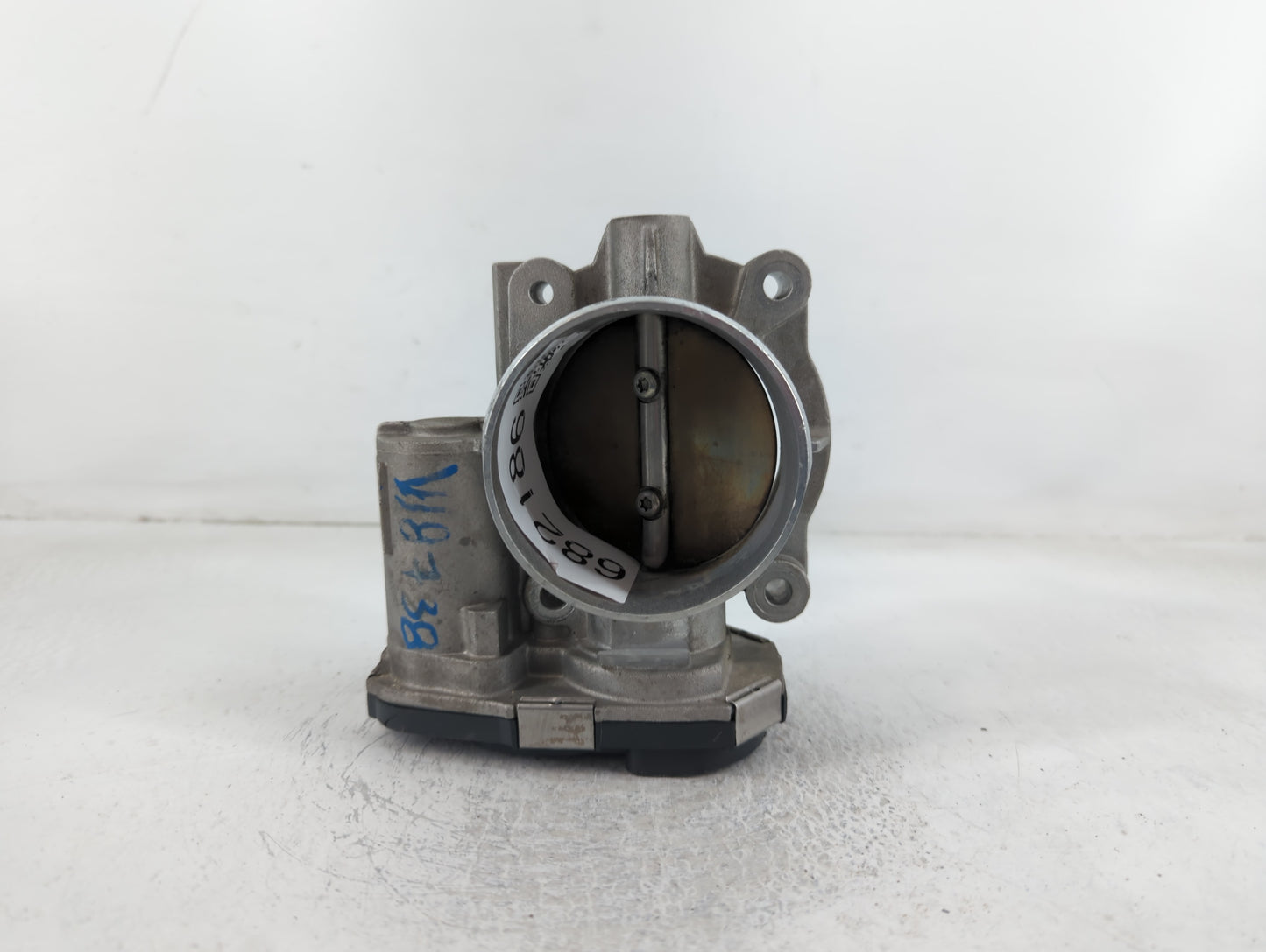 2010-2011 Chevrolet Camaro Throttle Body P/N:2950AA994AA4762C Fits Fits 2007 2008 2009 2010 2011 2012 OEM Used Auto Parts - 