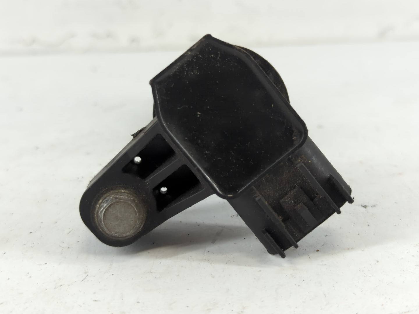 2010-2015 Chevrolet Camaro Ignition Coil Igniter Pack - Oemusedautoparts1.com