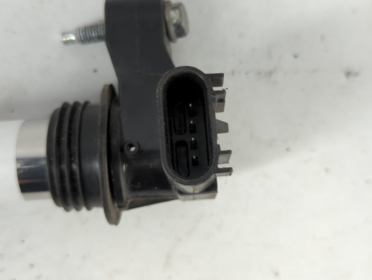 2010-2015 Chevrolet Camaro Ignition Coil Igniter Pack - Oemusedautoparts1.com