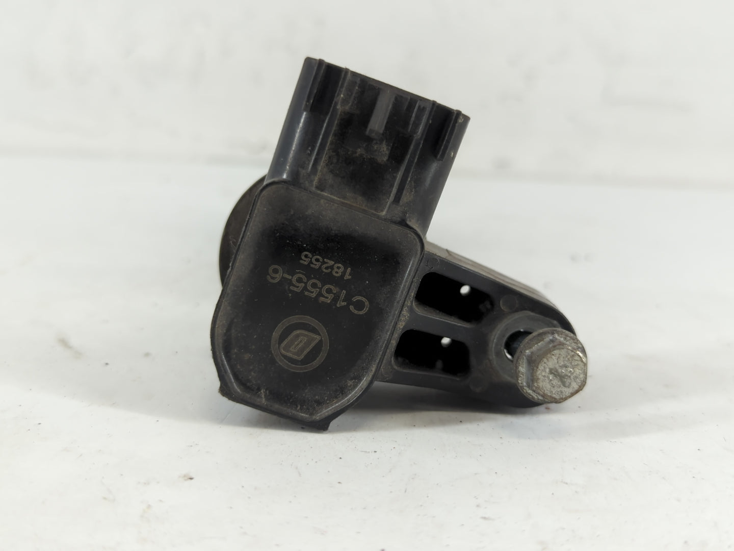2010-2015 Chevrolet Camaro Ignition Coil Igniter Pack - Oemusedautoparts1.com