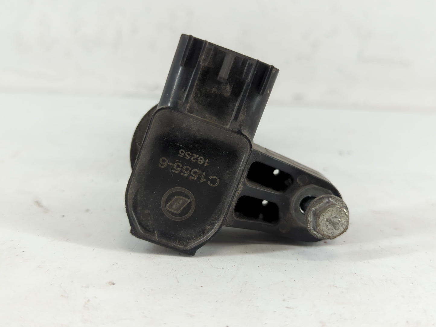 2010-2015 Chevrolet Camaro Ignition Coil Igniter Pack - Oemusedautoparts1.com
