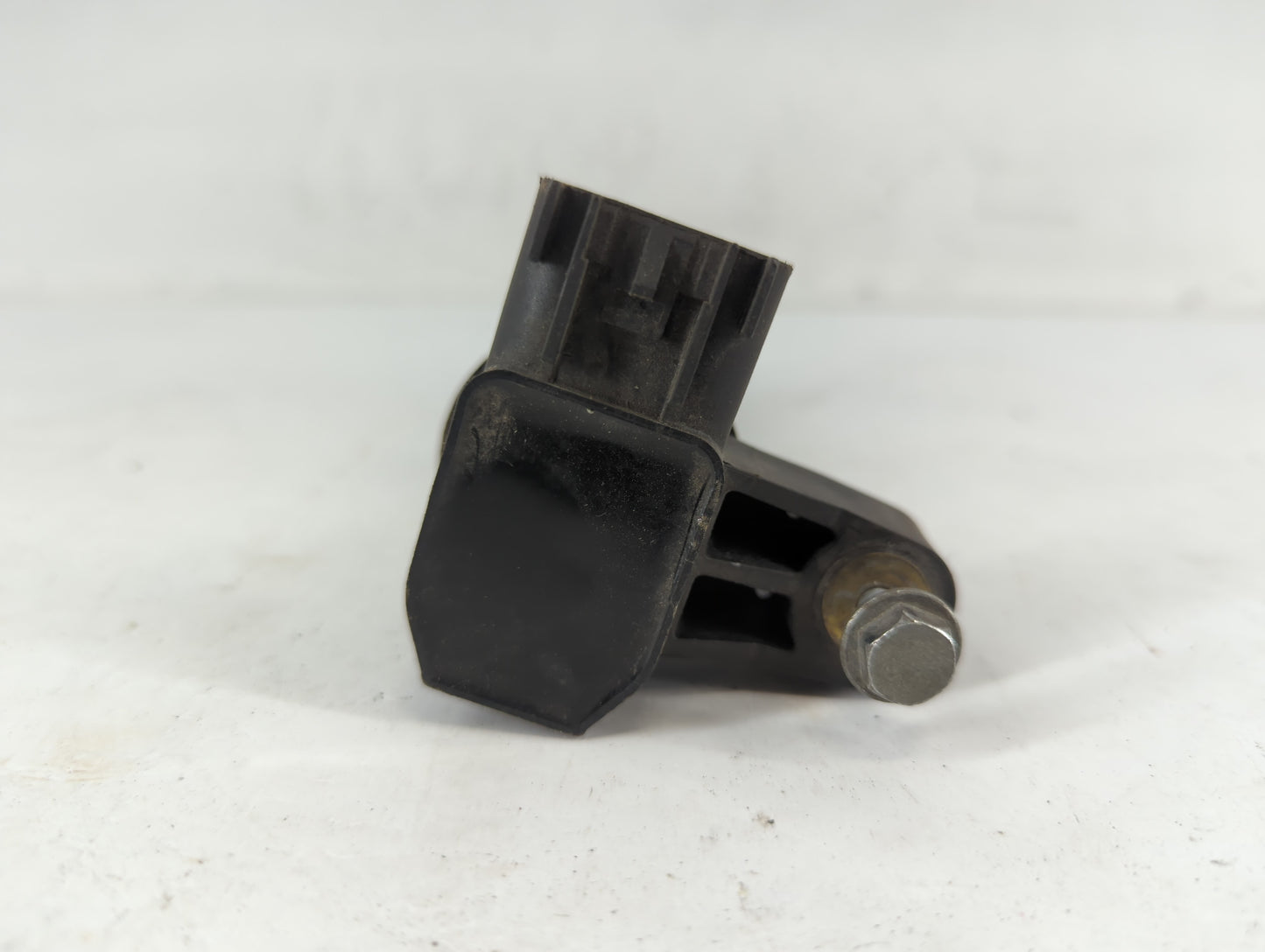 2010-2015 Chevrolet Camaro Ignition Coil Igniter Pack - Oemusedautoparts1.com