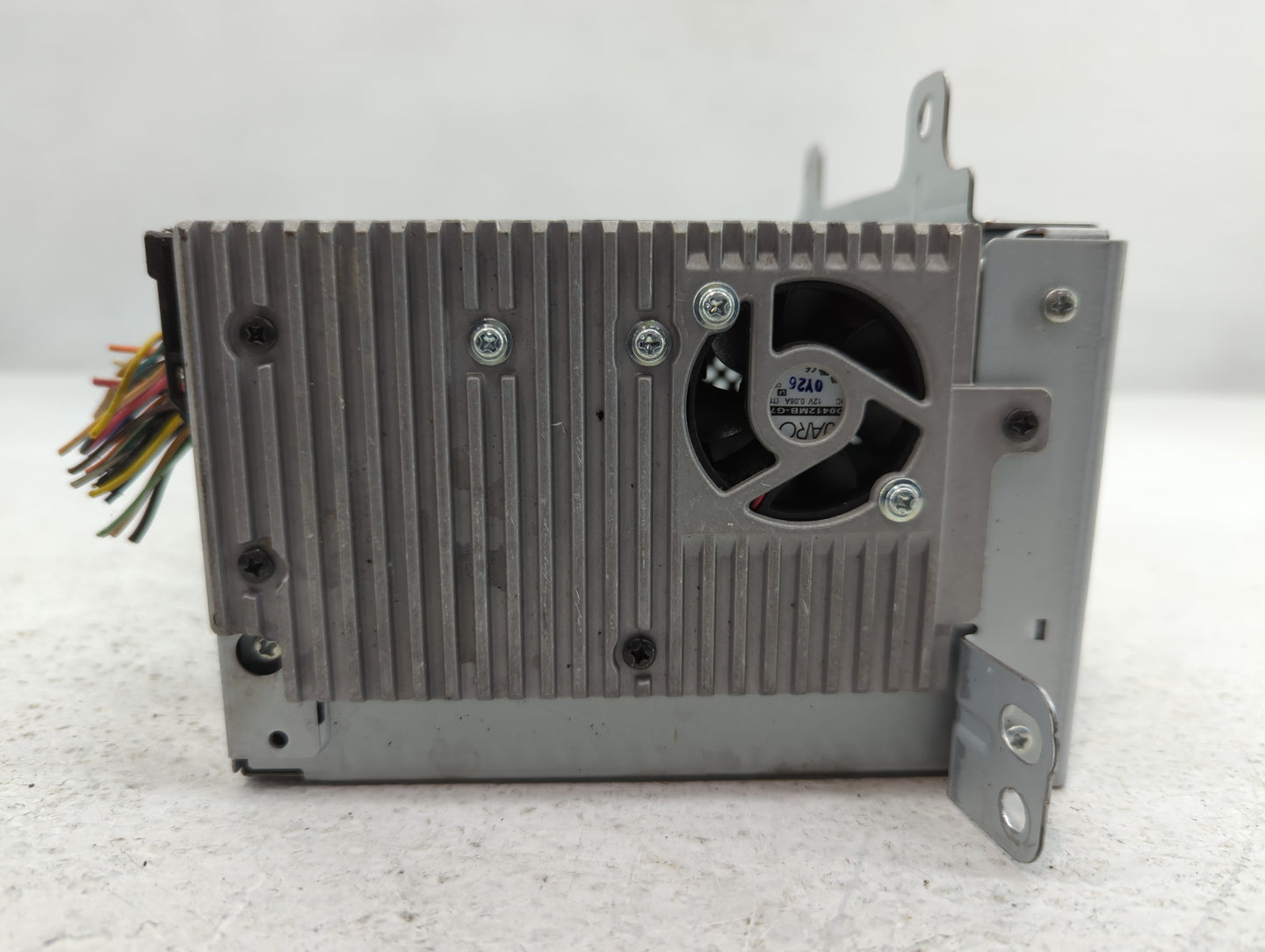 2011-2012 Chevrolet Camaro Am Fm Cd Player Radio Receiver - Oemusedautoparts1.com