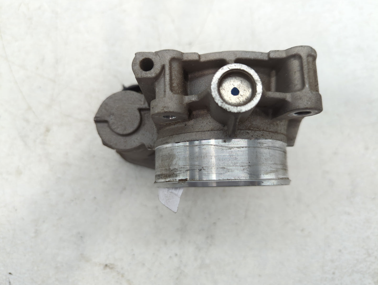 2010-2011 Chevrolet Camaro Throttle Body P/N:AA94AA4074C Fits Fits 2007 2008 2009 2010 2011 2012 OEM Used Auto Parts - Oemus