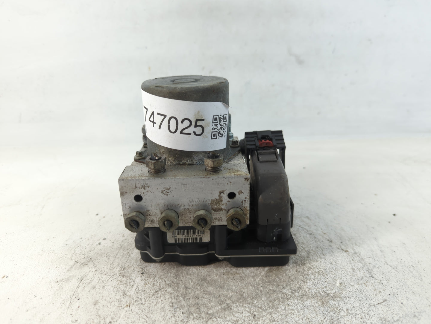 2010-2011 Chevrolet Camaro ABS Pump Control Module Replacement P/N:92246443 0 265 230 336 Fits Fits 2010 2011 OEM Used Auto 