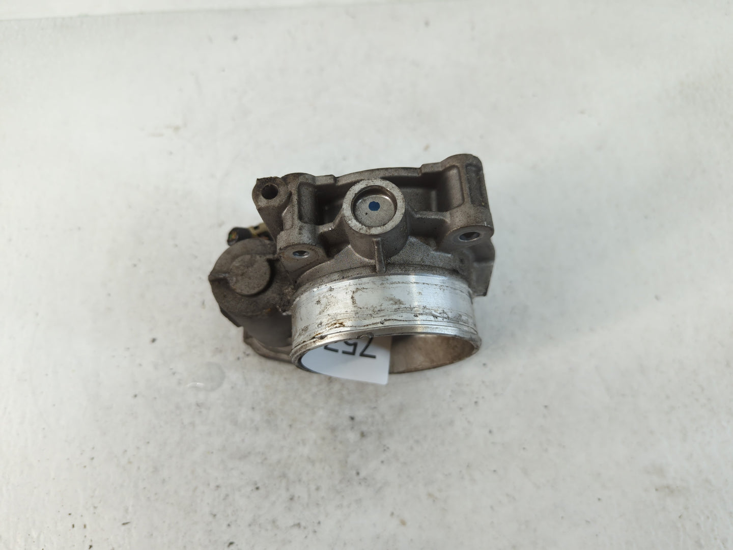 2010-2011 Chevrolet Camaro Throttle Body P/N:994AA2337C Fits Fits 2007 2008 2009 2010 2011 2012 OEM Used Auto Parts - Oemuse