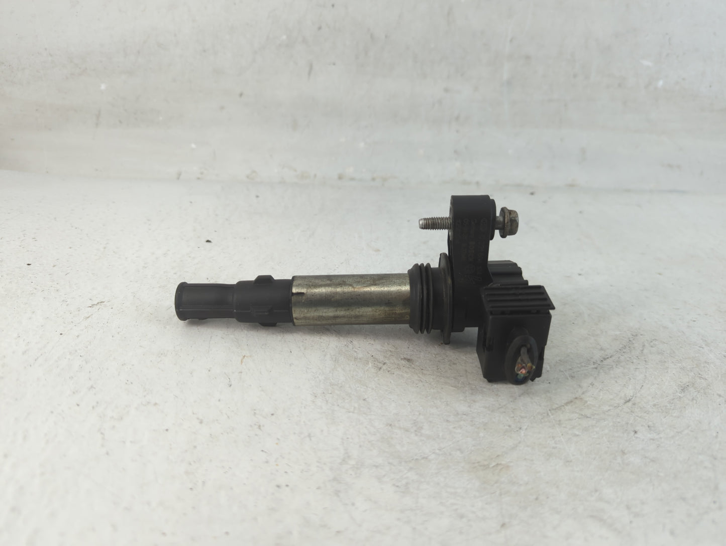 2010-2015 Chevrolet Camaro Ignition Coil Igniter Pack - Oemusedautoparts1.com