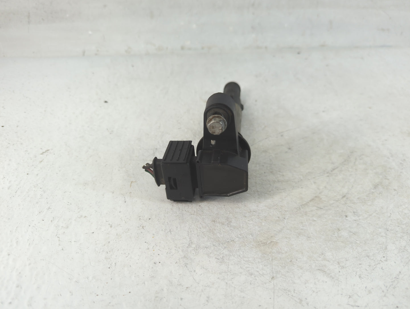 2010-2015 Chevrolet Camaro Ignition Coil Igniter Pack - Oemusedautoparts1.com