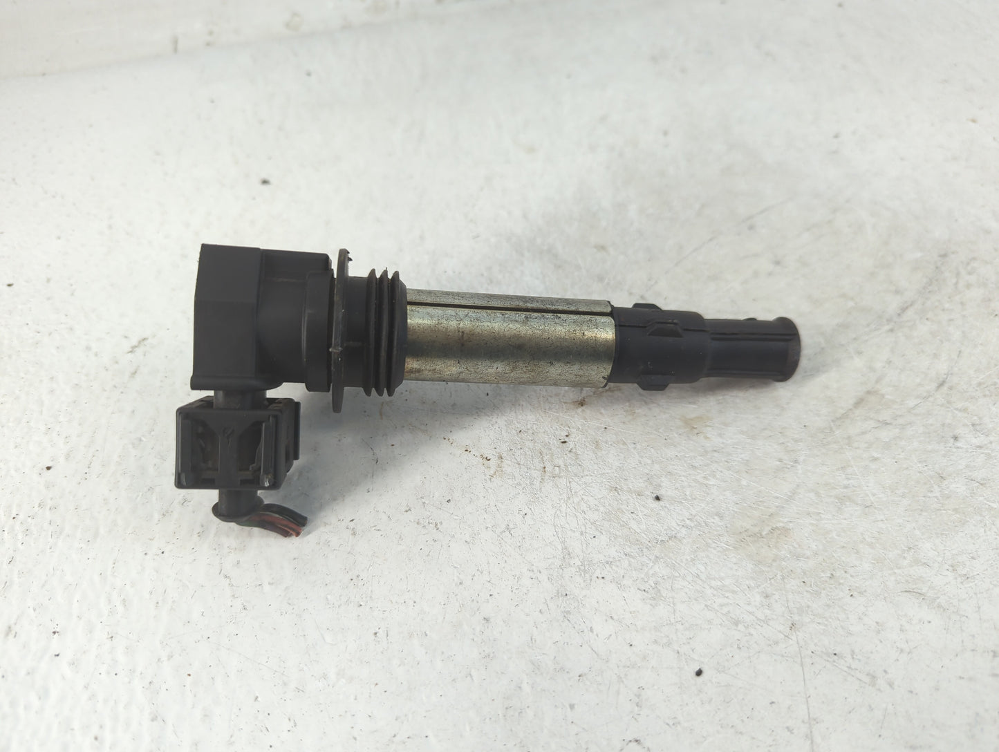 2010-2015 Chevrolet Camaro Ignition Coil Igniter Pack - Oemusedautoparts1.com