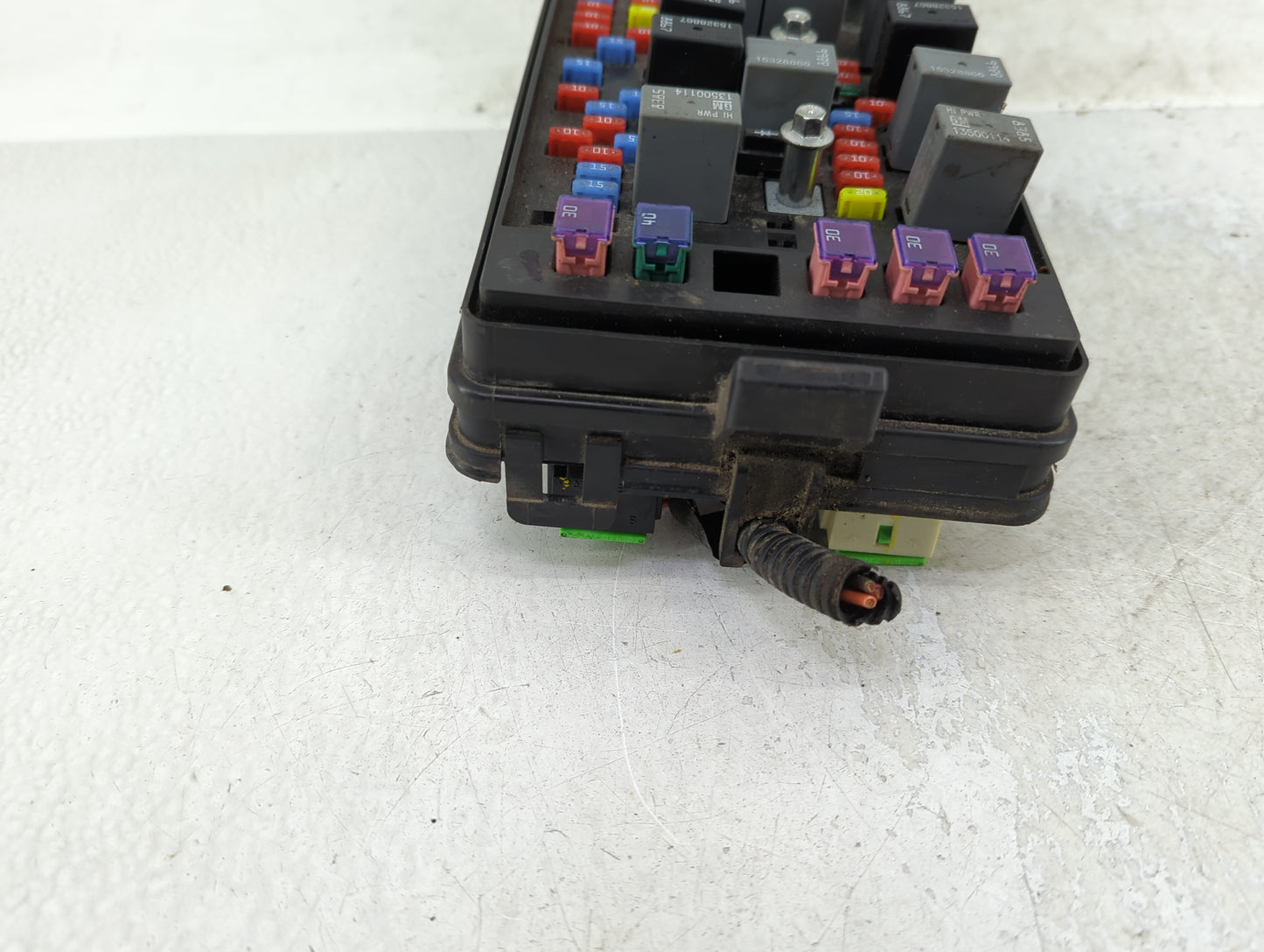 2009-2012 Chevrolet Colorado Fusebox Fuse Box Panel Relay Module Fits Fits 2009 2010 2011 2012 OEM Used Auto Parts - Oemused