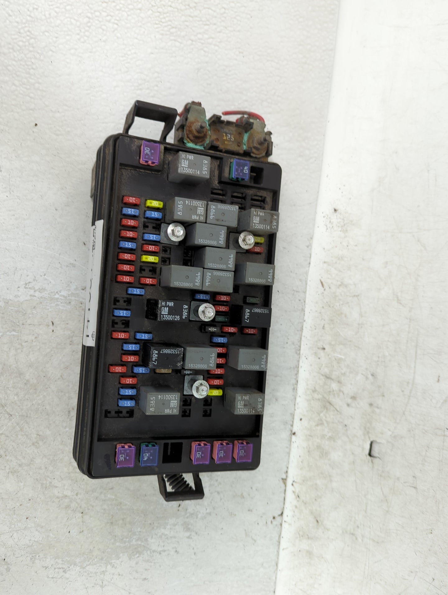 2009-2012 Chevrolet Colorado Fusebox Fuse Box Panel Relay Module Fits Fits 2009 2010 2011 2012 OEM Used Auto Parts - Oemused