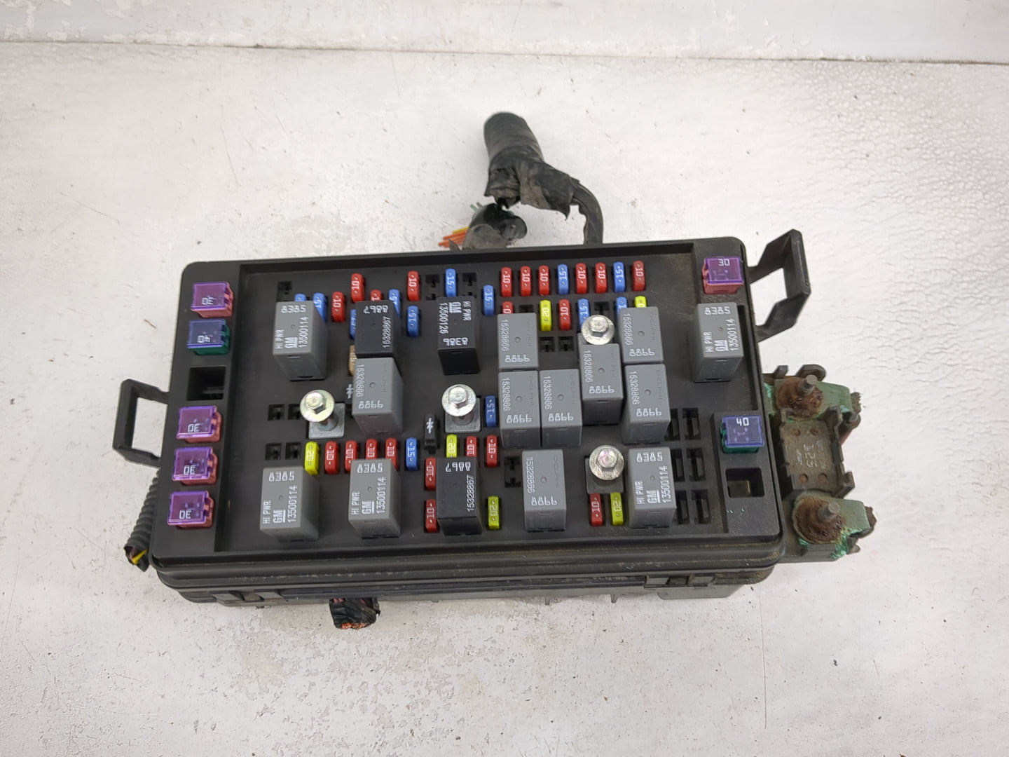 2009-2012 Chevrolet Colorado Fusebox Fuse Box Panel Relay Module P/N:20885194 Fits Fits 2009 2010 2011 2012 OEM Used Auto Pa