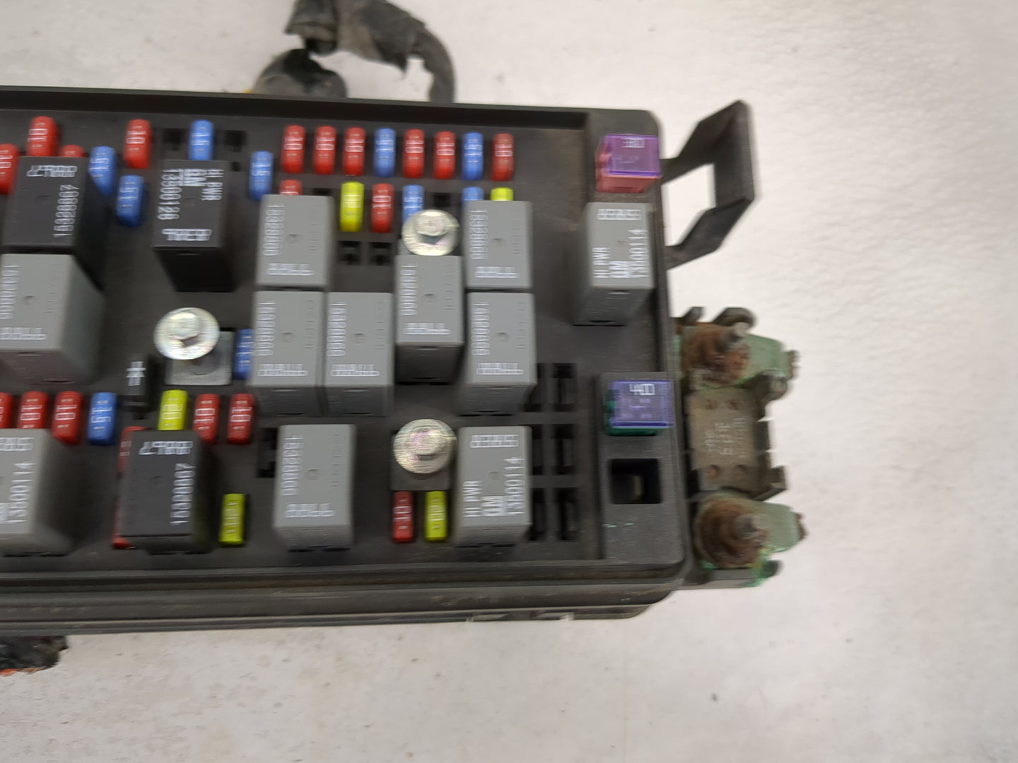 2009-2012 Chevrolet Colorado Fusebox Fuse Box Panel Relay Module P/N:20885194 Fits Fits 2009 2010 2011 2012 OEM Used Auto Pa