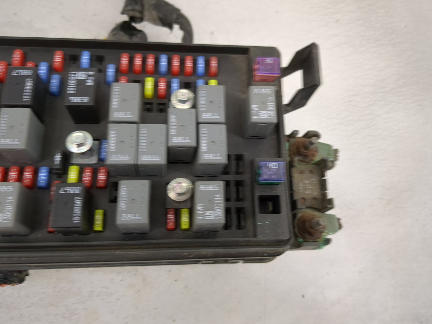 2009-2012 Chevrolet Colorado Fusebox Fuse Box Panel Relay Module P/N:20885194 Fits Fits 2009 2010 2011 2012 OEM Used Auto Pa
