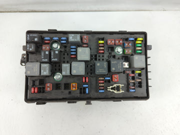 2011-2014 Chevrolet Cruze Fusebox Fuse Box Panel Relay Module P/N:812461952 Fits Fits 2011 2012 2013 2014 OEM Used Auto Parts