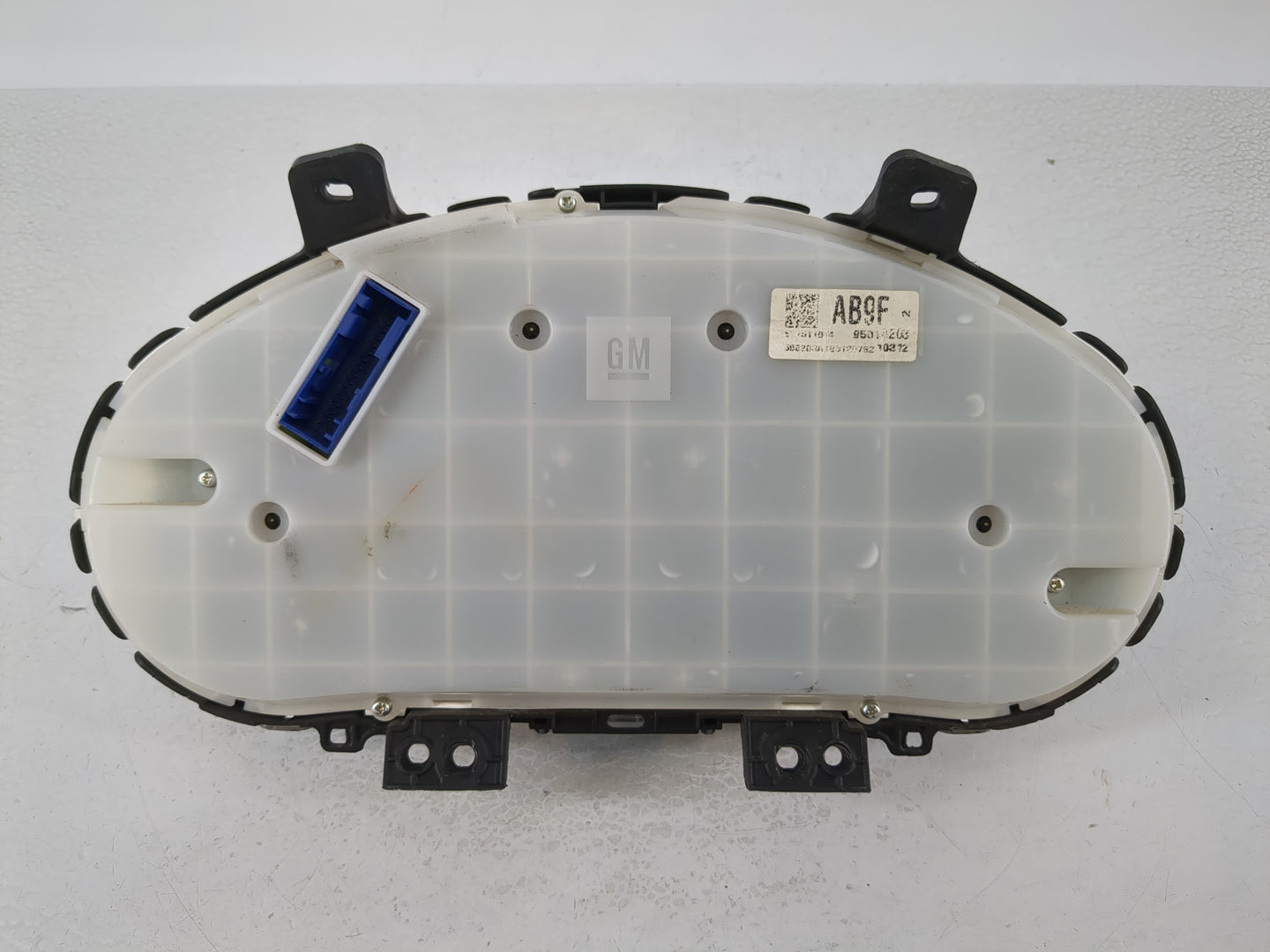 2011 Chevrolet Cruze Instrument Cluster Speedometer Gauges Fits OEM Used Auto Parts - Oemusedautoparts1.com
