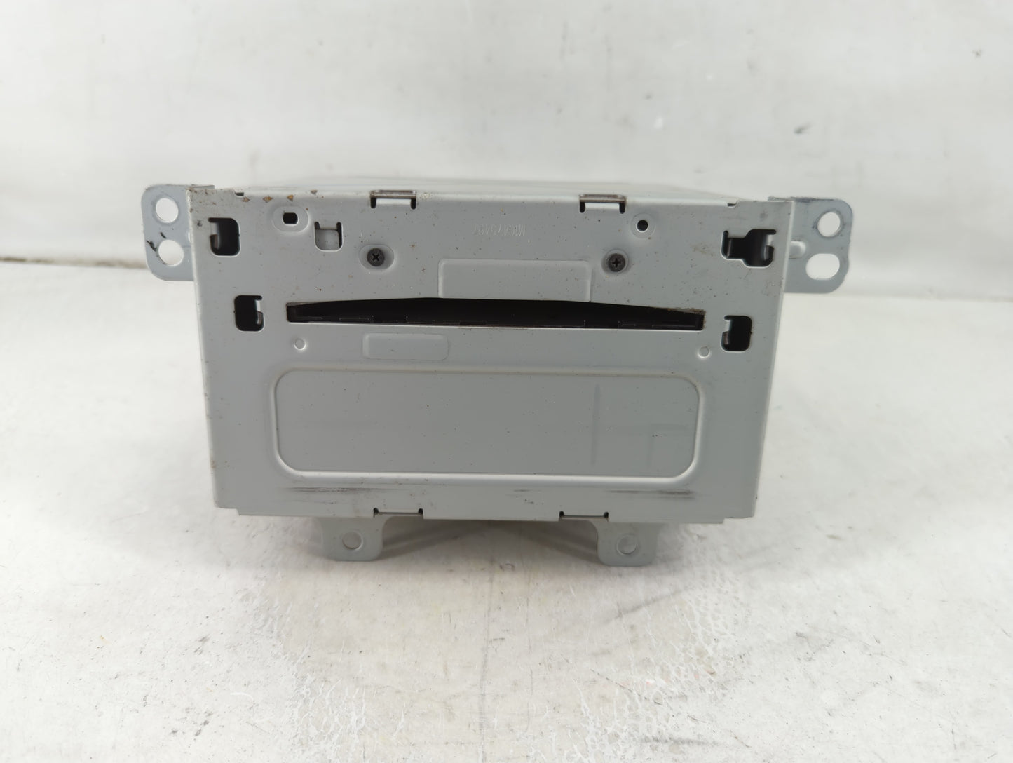 2011-2012 Chevrolet Cruze Radio AM FM Cd Player Receiver Replacement P/N:20983517 Fits Fits 2010 2011 2012 OEM Used Auto Par