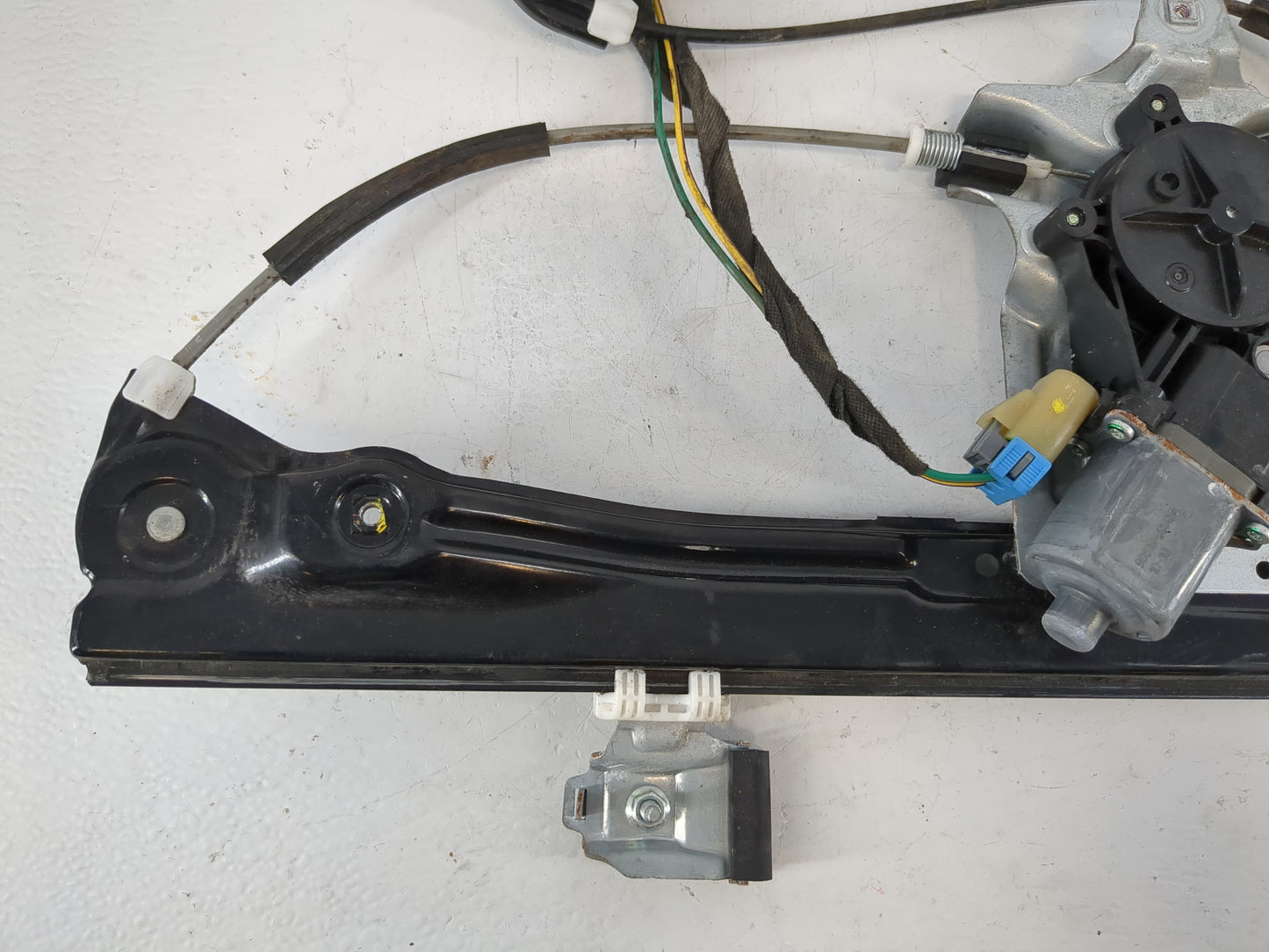 2011-2012 Chevrolet Cruze Driver Front Left Power Window Motor - Oemusedautoparts1.com