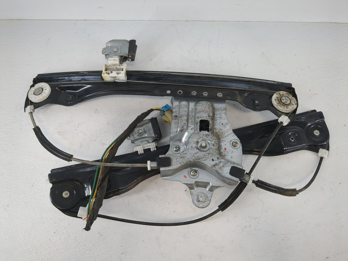 2011-2012 Chevrolet Cruze Driver Front Left Power Window Motor - Oemusedautoparts1.com