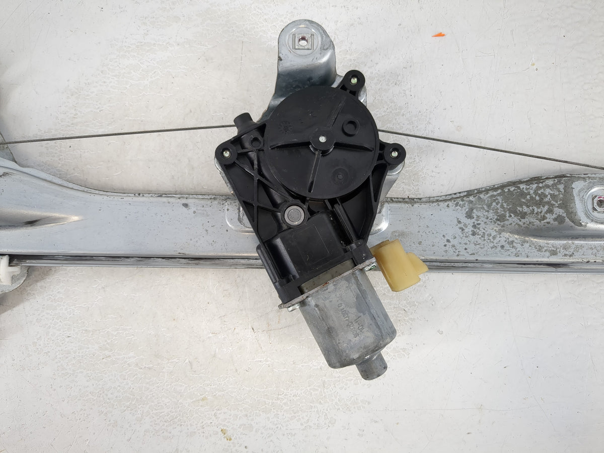2011-2012 Chevrolet Cruze Driver Left Rear Window Regulator 1035526 - Oemusedautoparts1.com