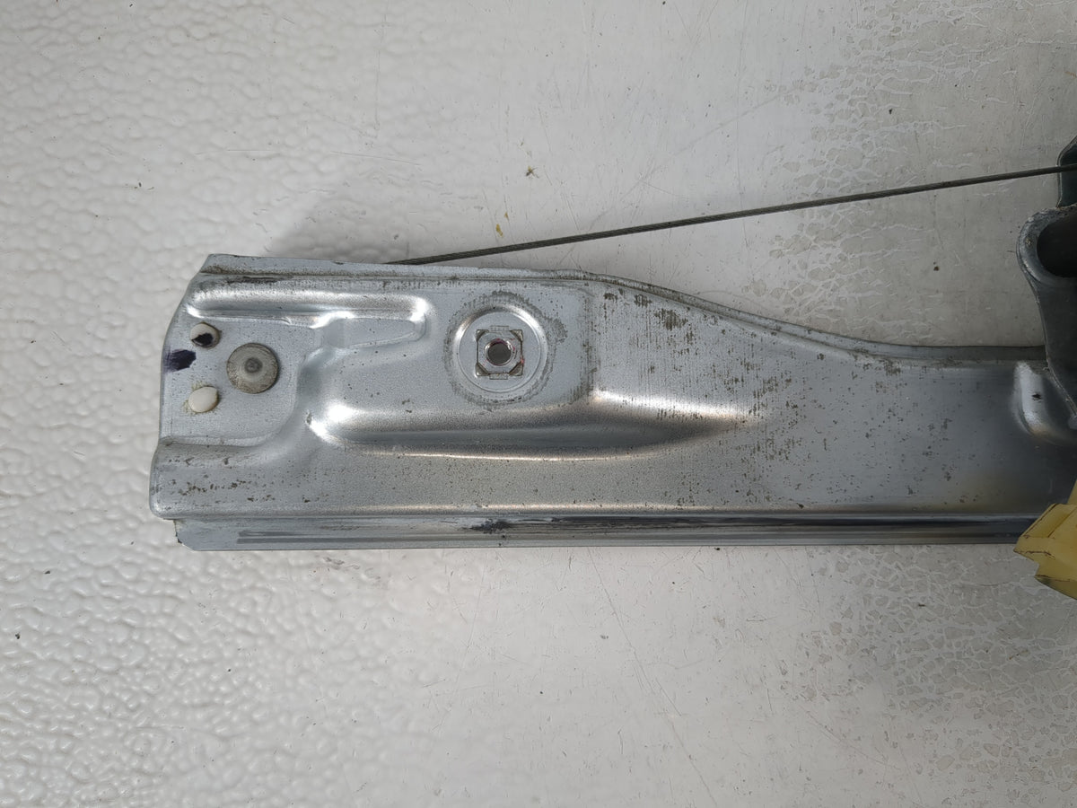 2011-2012 Chevrolet Cruze Used Window Regulator Right Passenger Rear 1035527 - Oemusedautoparts1.com