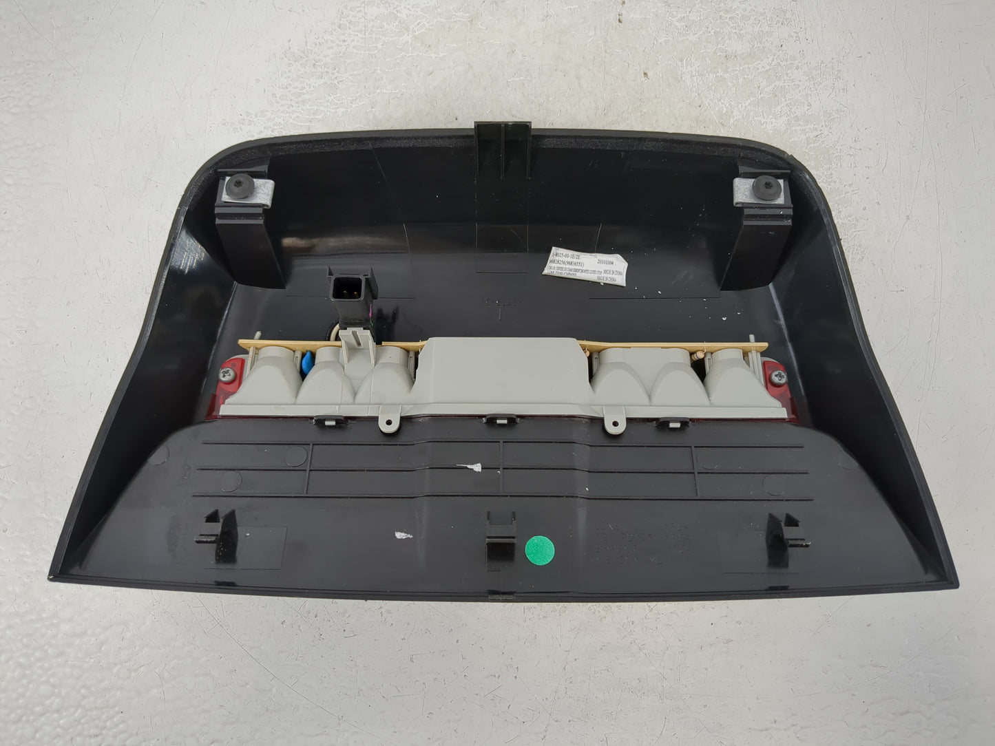 2011 Chevrolet Cruze Third Brake Light Tail Light Fits OEM Used Auto Parts - Oemusedautoparts1.com