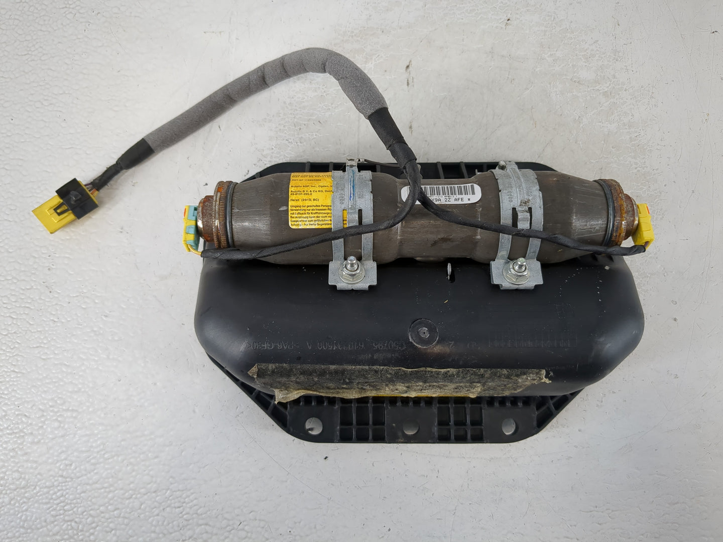 2011 Chevrolet Cruze Air Bag Passenger Right Dashboard OEM P/N:4FZ Z9A 2Z AFE Fits OEM Used Auto Parts - Oemusedautoparts1.c