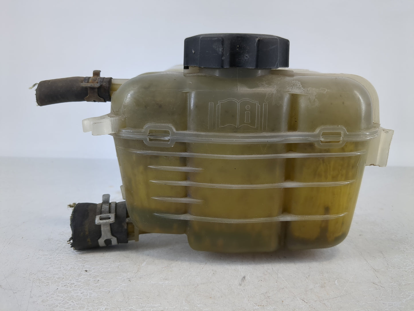 2011 Chevrolet Cruze Radiator Coolant Overflow Expansion Tank Bottle 1035551 - Oemusedautoparts1.com