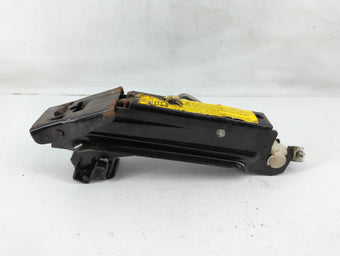 compare product 2011 Chevrolet Cruze Spare Scissor Car Jack 1035558